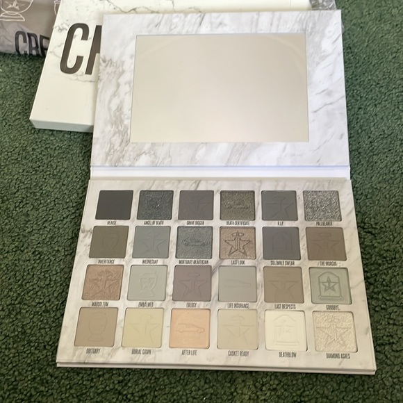 Jeffree Star Cremated palette - Picture 6 of 6